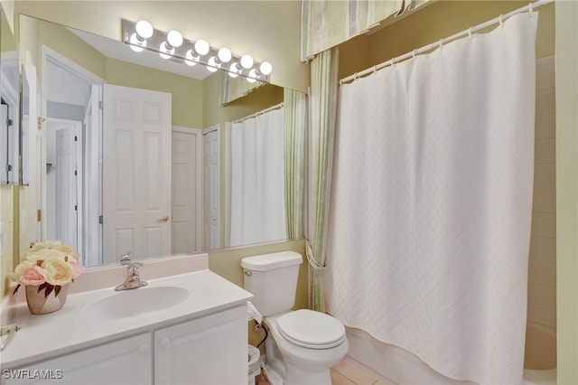 10020 Sky View Way Unit 905, Fort Myers, FL 33913 - bathroom featuring vanity, toilet, and shower / bath combination with curtain