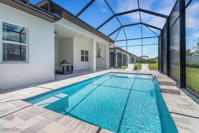 3652 Sapphire Cove Cir, Naples, FL 34114 - outdoor pool with a patio and a lanai