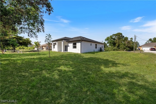 5205/5207 26th St SW, Lehigh Acres, FL 33973 - view of yard