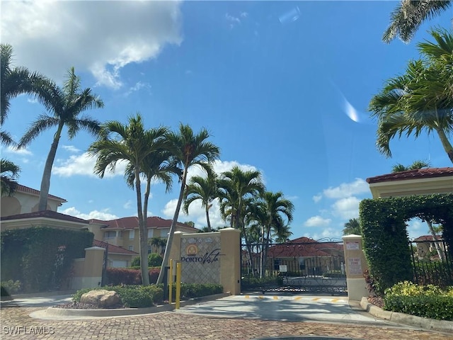 1516 SW 50th St Unit 104, Cape Coral, FL 33914 - community sign with a gate