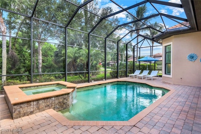 6419 Vivaldi Ct, Naples, FL 34113 - view of swimming pool featuring a patio, a pool with connected hot tub, and glass enclosure