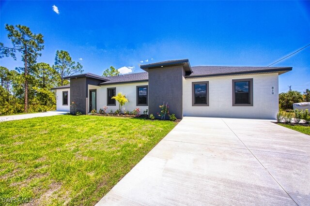 817 Eisenhower Blvd, Lehigh Acres, FL 33974 - photo 12