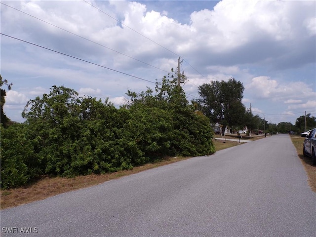 Cosgrove Rd, North Port, FL 34291