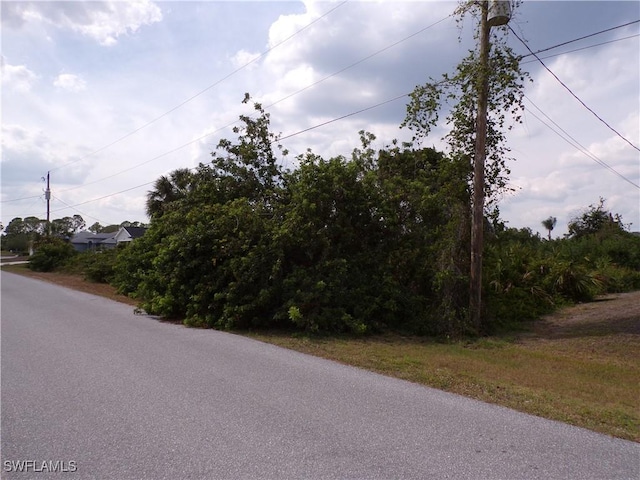 Cosgrove Rd, North Port, FL 34291