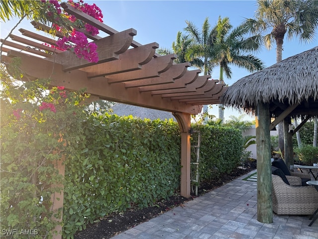 13615 Snook Cir, Naples, FL 34114