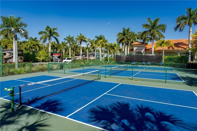 13615 Snook Cir, Naples, FL 34114