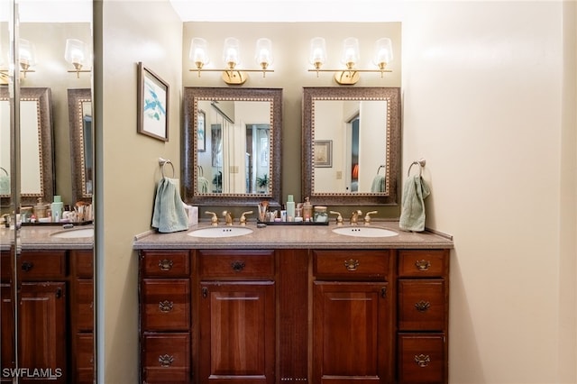 4559 Springview Cir, Labelle, FL 33935 - bathroom with double vanity