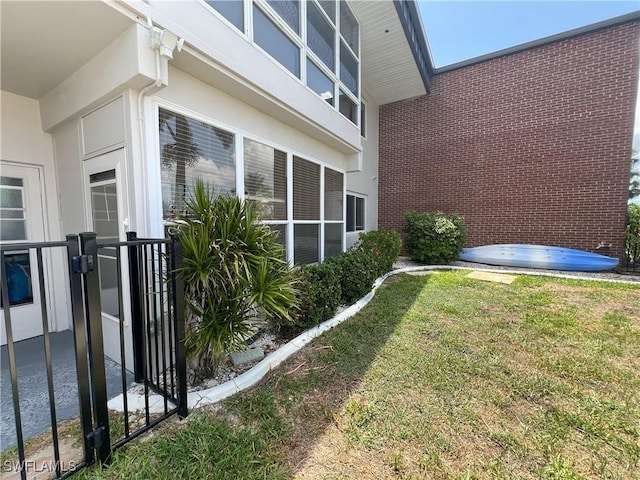 632 Victoria Dr Unit 103, Cape Coral, FL 33904 - view of green lawn