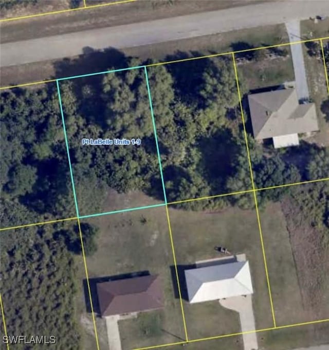 7028 Tide Cir, Labelle, FL 33935 - map / location