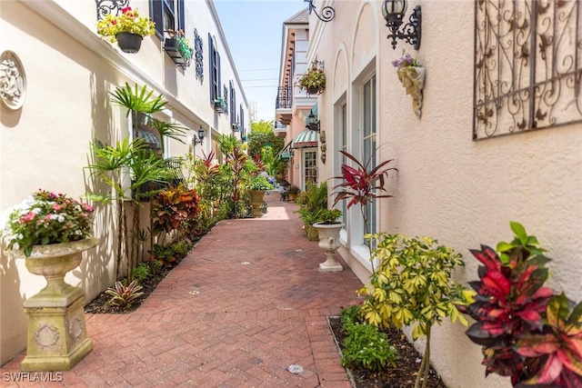 736 94th Ave N, Naples, FL 34108 - view of home's community with a patio area