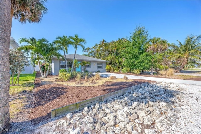 736 94th Ave N, Naples, FL 34108 - view of ranch-style home