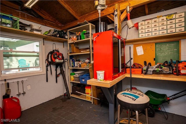 5880 Shady Oaks Ln, Naples, FL 34119 - view of storage