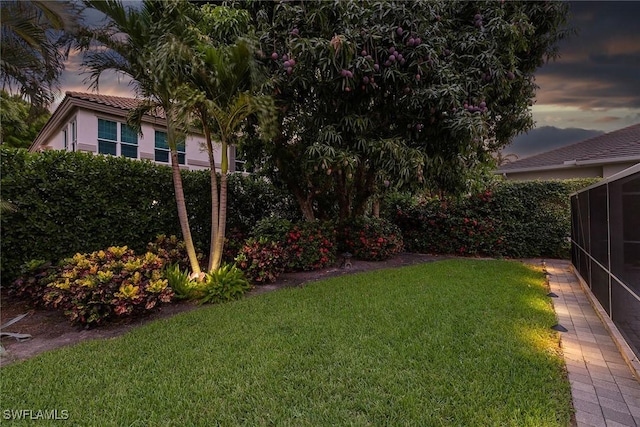 636 Park Shore Dr, Naples, FL 34103 - view of grassy yard