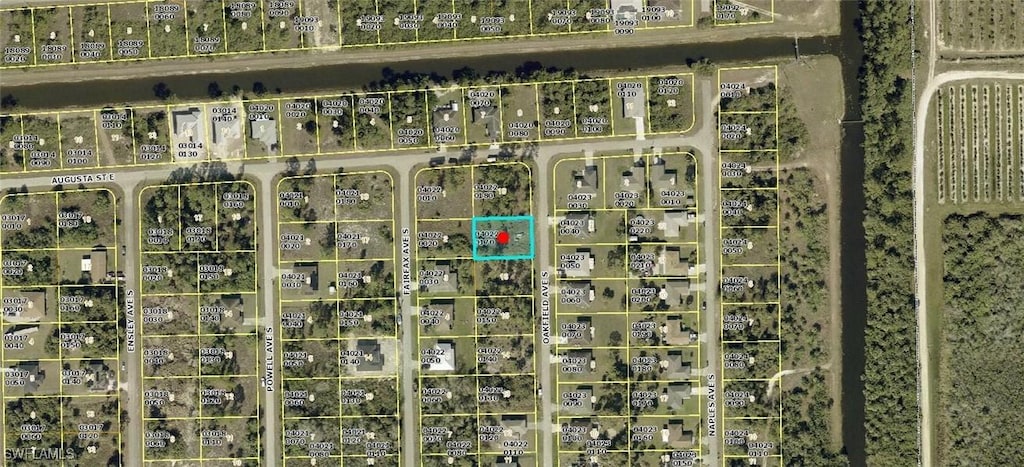 512 Oakfield Ave S, Lehigh Acres, FL 33974