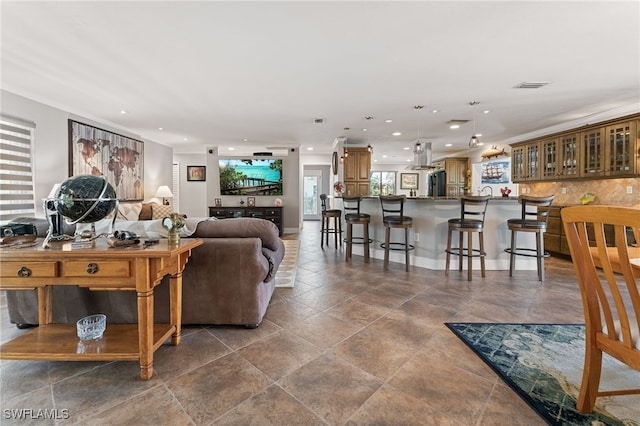 155 Donna Ct, Punta Gorda, FL 33950 - living room featuring recessed lighting