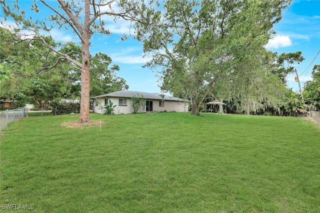 13820 2nd St, Fort Myers, FL 33905 - view of yard featuring a gazebo