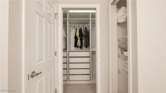 9076 Glenforest Dr, Naples, FL 34120 - view of closet