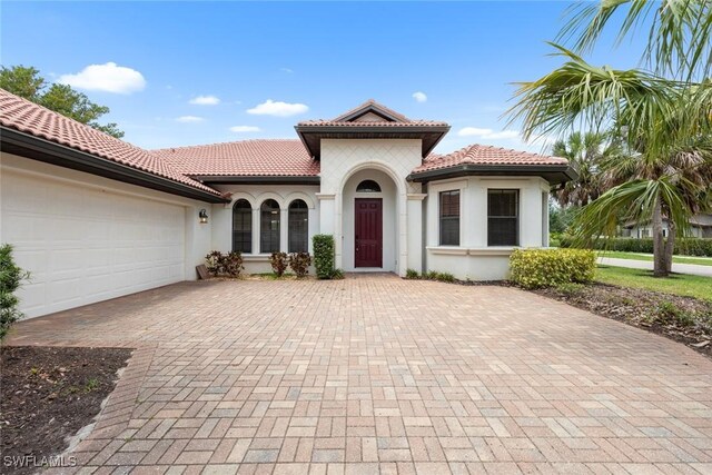 10250 Templeton Ln, Fort Myers, FL 33913 - photo 2