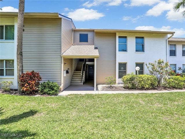 5479 Peppertree Dr Unit 13, Fort Myers, FL 33908 - multi unit property with a front lawn
