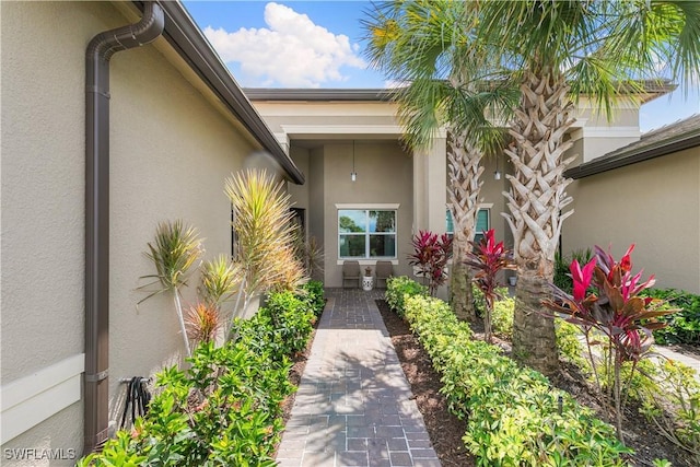 28648 Lobos Cir, Bonita Springs, FL 34135 - property entrance featuring stucco siding