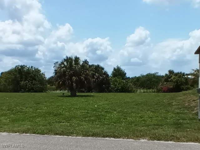 904 Riverside Dr, Moore Haven, FL 33471