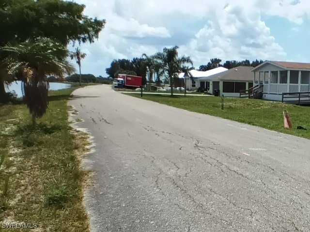 904 Riverside Dr, Moore Haven, FL 33471