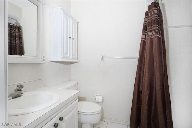 27910 Hacienda E Blvd Unit 201B, Bonita Springs, FL 34135 - full bathroom with vanity, toilet, and a shower with curtain