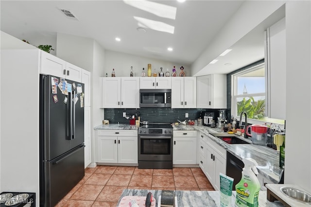 25 NW 12th Pl, Cape Coral, FL 33993 - photo 10