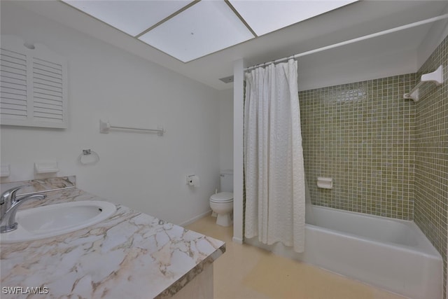 180 Cypress Way E Unit D124, Naples, FL 34110 - full bathroom with toilet, shower / tub combo, and vanity
