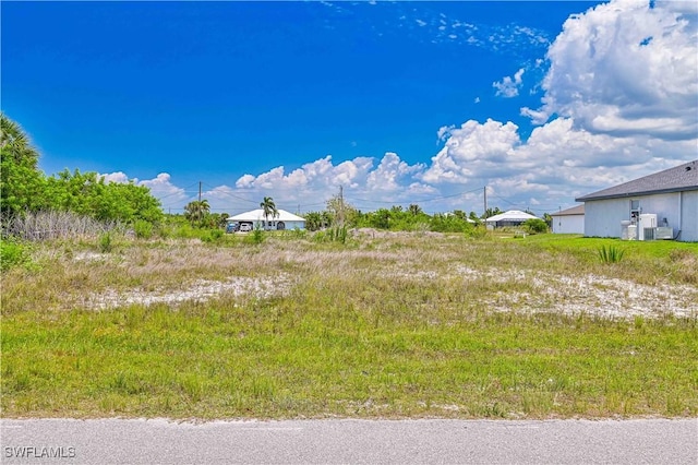 1206 NE 9th Ave, Cape Coral, FL 33909