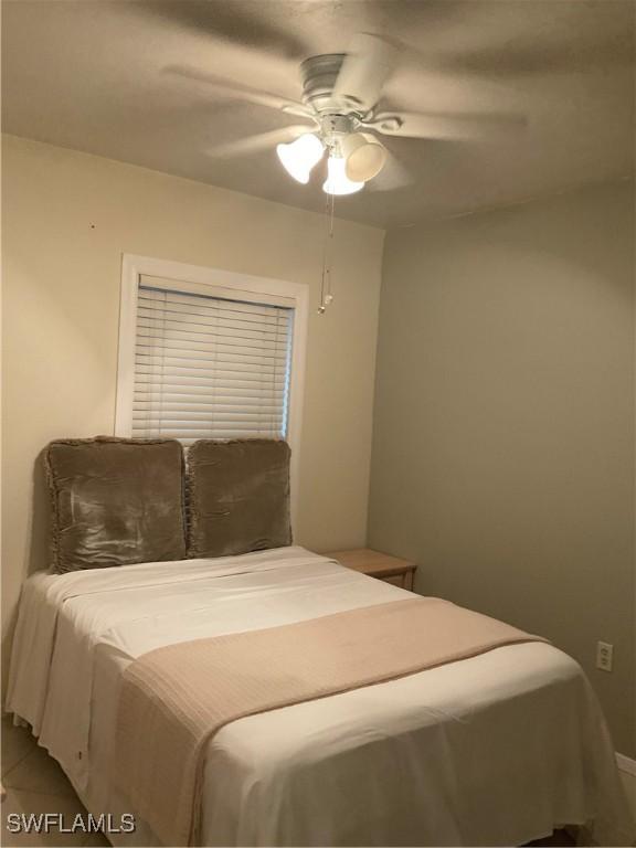 6897 Estero Blvd Unit 166, Fort Myers Beach, FL 33931 - bedroom featuring a ceiling fan