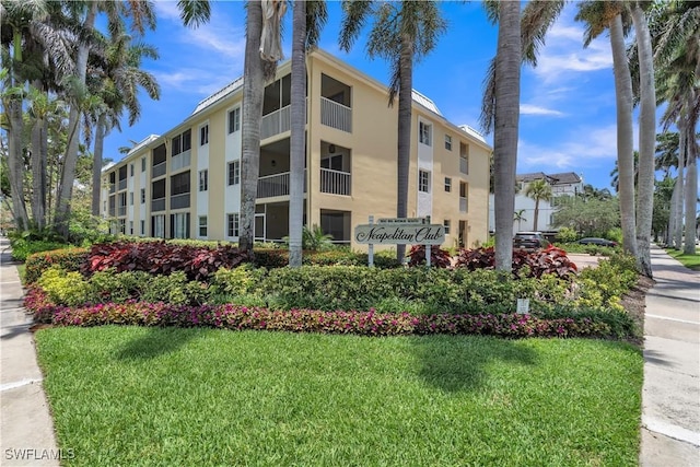 900 8th Ave S Unit 102, Naples, FL 34102 - view of property