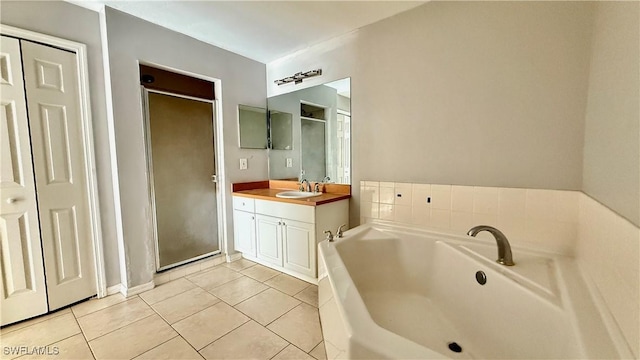 528 Peerless Cir, Lehigh Acres, FL 33974