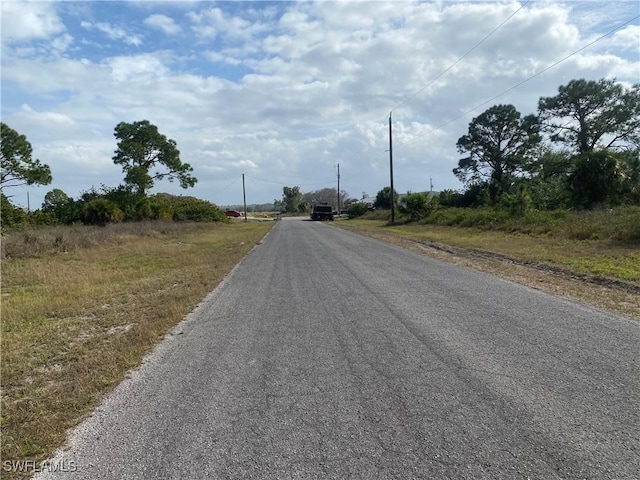 8012 Salem Cir, Labelle, FL 33935