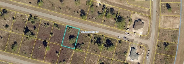 8012 Salem Cir, Labelle, FL 33935