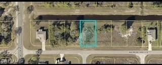 807 Theodore Vail St E, Lehigh Acres, FL 33974