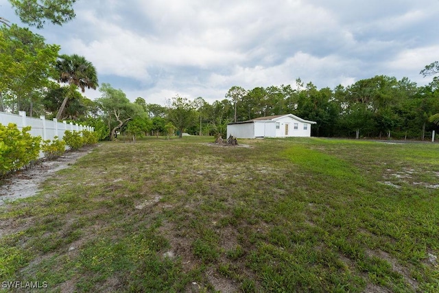 2140 8th St NE, Naples, FL 34120 - view of yard
