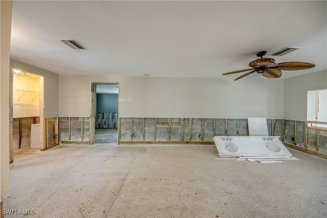 2685 Geary St, Matlacha, FL 33993 - unfurnished room with ceiling fan