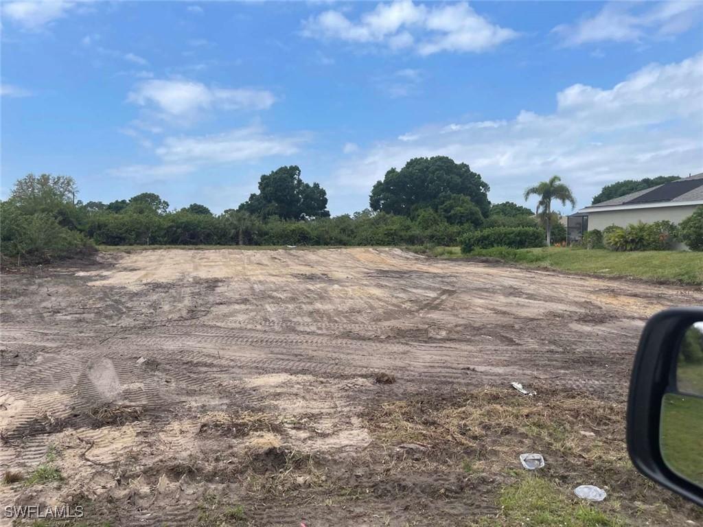 917 Chaplin Ave, Lehigh Acres, FL 33971