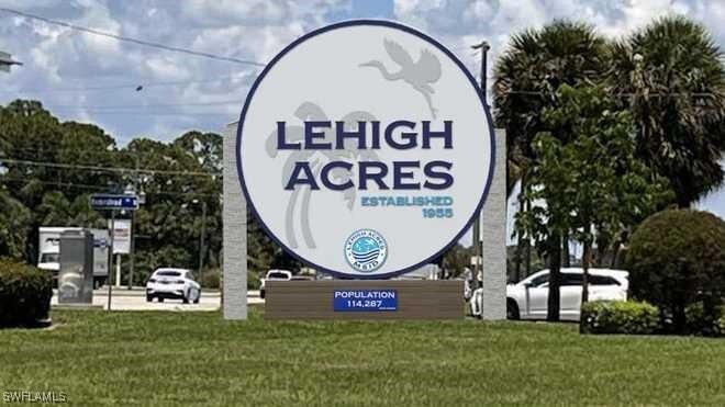 4210 30th St SW, Lehigh Acres, FL 33976
