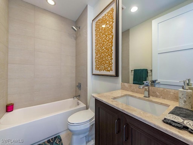 1030 3rd Ave S Unit 406, Naples, FL 34102 - bathroom with vanity, toilet, washtub / shower combination, and recessed lighting