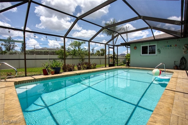 1918 NE 3rd St, Cape Coral, FL 33909 - view of swimming pool featuring glass enclosure