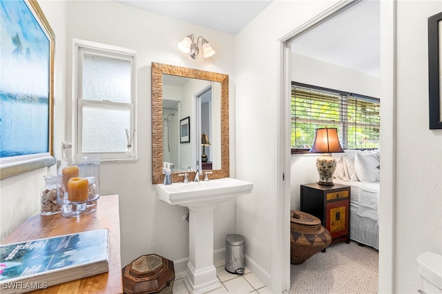 5631 Shaddelee Ln W, Fort Myers, FL 33919 - bathroom featuring tile patterned floors and a sink