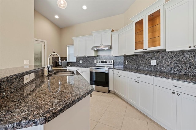 1435 Vintage Ln, Naples, FL 34104 - kitchen featuring stainless steel electric range oven, under cabinet range hood, backsplash, white cabinets, and light tile patterned floors