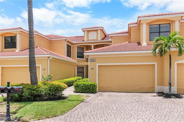 15921 Prentiss Pointe Cir Unit 102, Fort Myers, FL 33908 - photo 2
