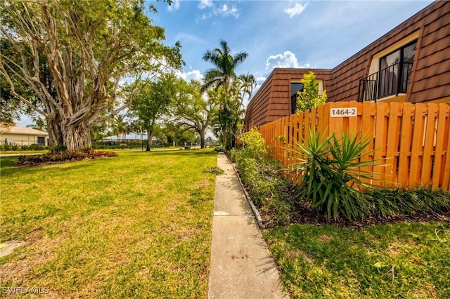 1464 Park Shore Cir Unit 2, Fort Myers, FL 33901 - view of yard