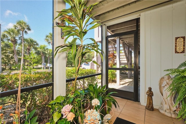 1051 Palm Ave Unit 117, North Fort Myers, FL 33903 - view of sunroom / solarium