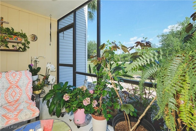 1051 Palm Ave Unit 117, North Fort Myers, FL 33903 - view of sunroom