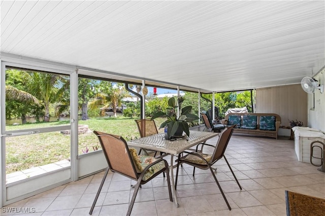 3500 Liberty St, Port Charlotte, FL 33948 - sunroom with outdoor dining space
