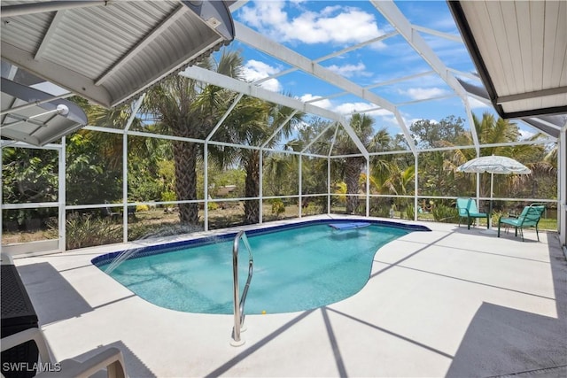 3500 Liberty St, Port Charlotte, FL 33948 - outdoor pool with a patio area and glass enclosure